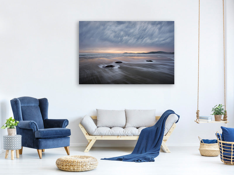 canvas-print-windy-dawn-at-koekohe-beach