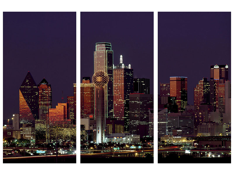 3-piece-canvas-print-at-night-in-dallas