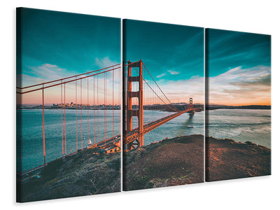 3-piece-canvas-print-golden-gate-in-the-light