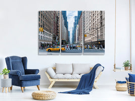 3-piece-canvas-print-in-the-middle-of-manhattan