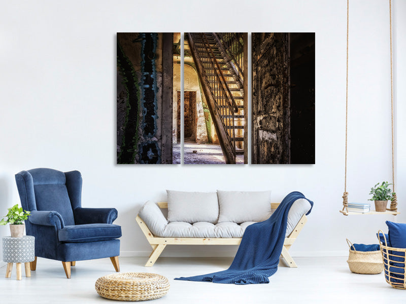 3-piece-canvas-print-old-stairs