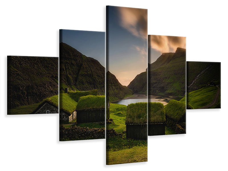 5-piece-canvas-print-saksun-village