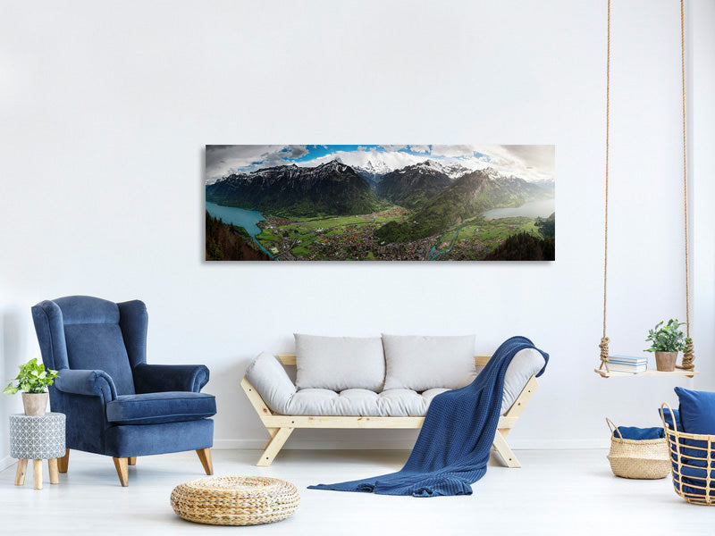 panoramic-canvas-print-interlaken-eye