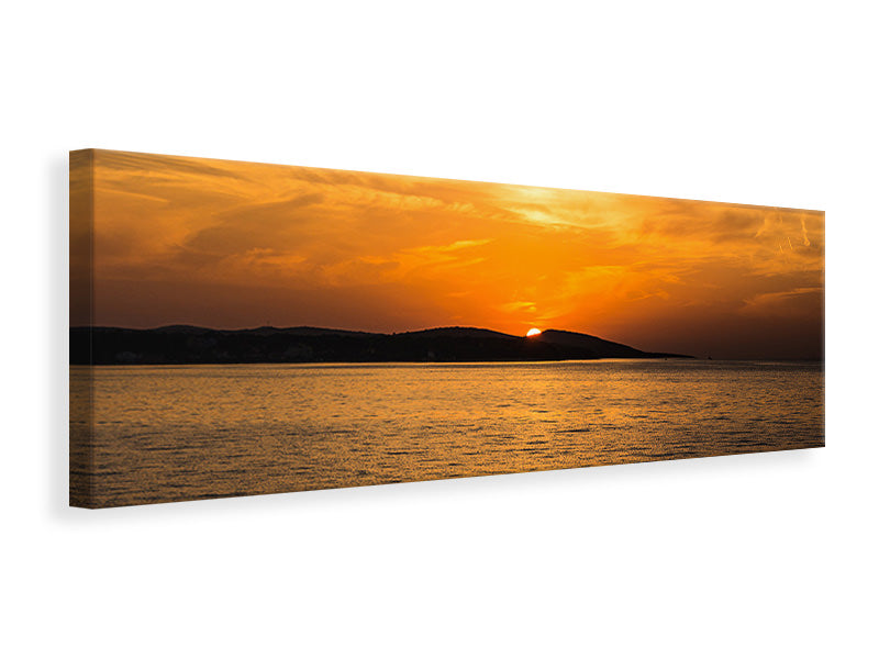 panoramic-canvas-print-the-sun-sets